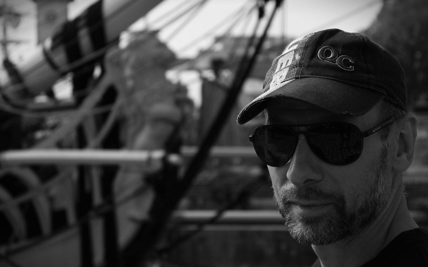 Portrait d'Alain Bertrand, l'artisan derrière AmirAl Model Ships